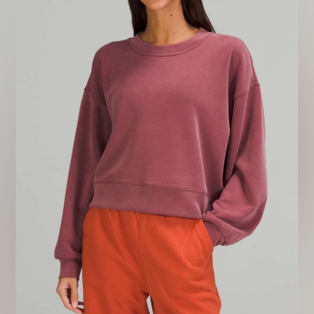NWOT Lululemon Perfectly Oversized Cropped Crew *Softstreme - Picture 5 of 6